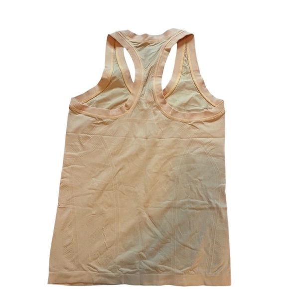 Athleta Momentum Seamless Nylon Tank Top in Mango - Picture 2 of 8